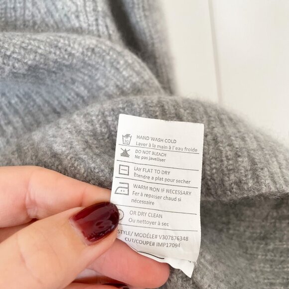 Vince 100% Cashmere Sweater Pullover Ribbed v-neck rib Grey, Size Small - Picture 5 of 8